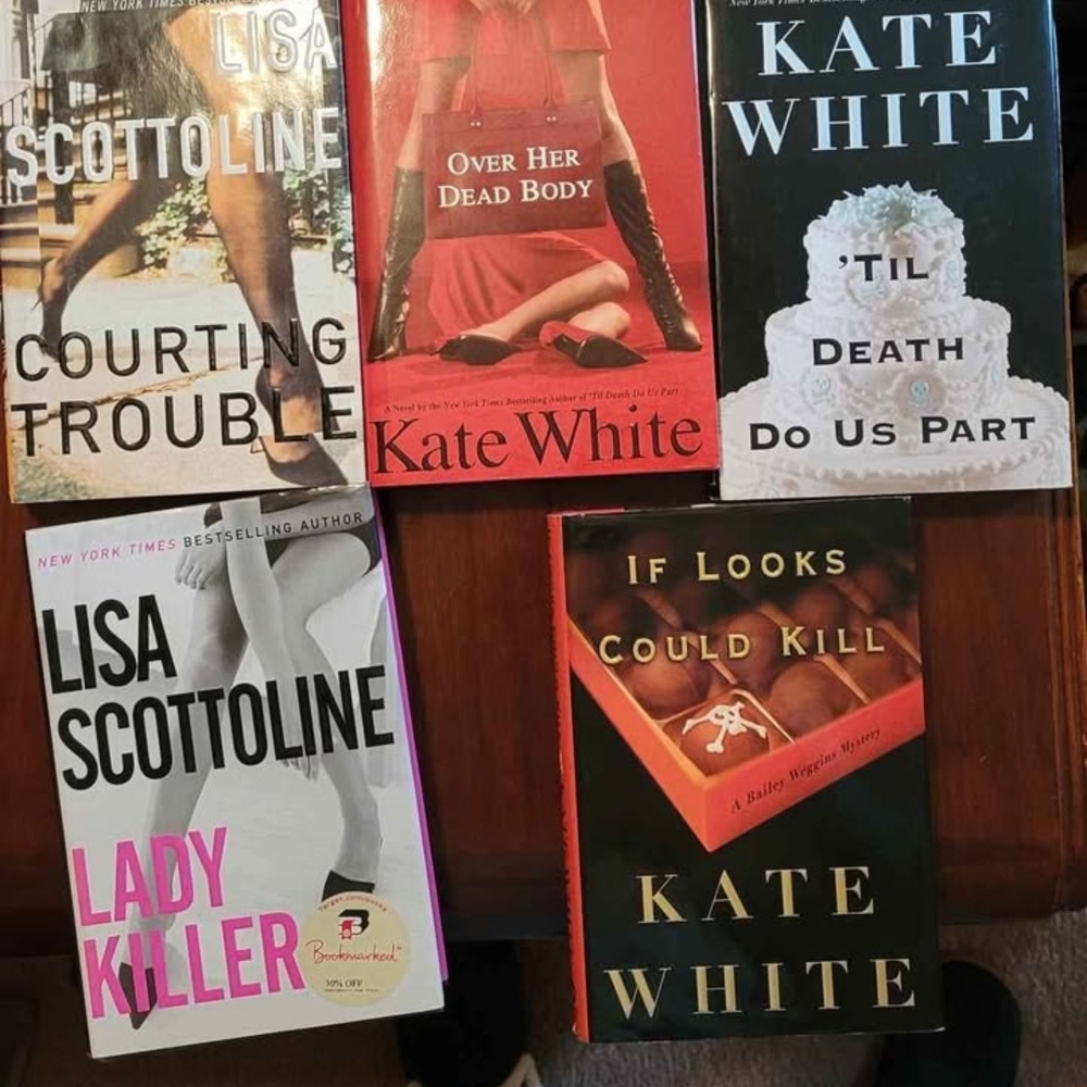 Set of Mystery and Thriller Novels